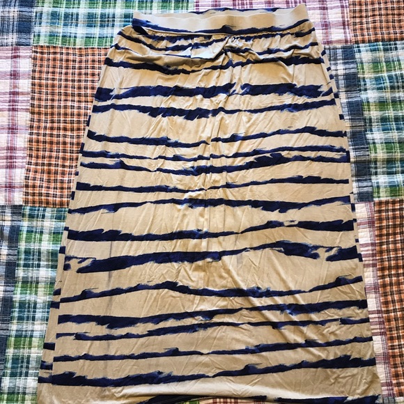 LOFT Dresses & Skirts - Price Reduced Loft Blue and tan skirt